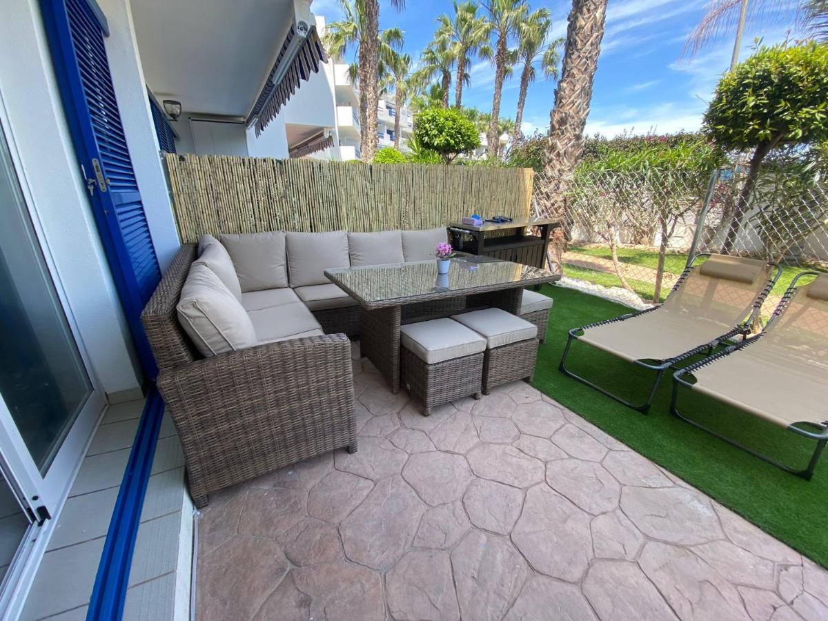 Apartment Palmas De Coco Playa Flamenca Exterior photo